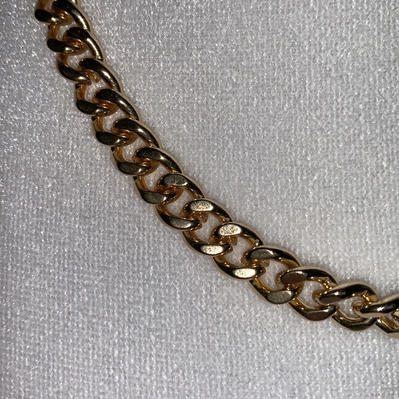 Necklace - Picture 2 of 3